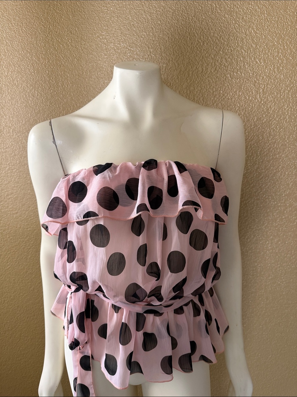 Women’s Pink Polka Dot Strapless Ruffle Top